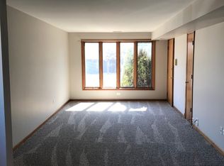 3218 184th St APT 2, Homewood, IL 60430