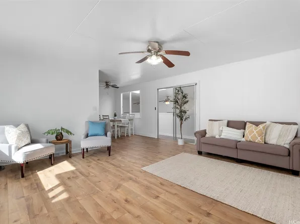 1624 Ala Makani Pl, Honolulu, HI 96819