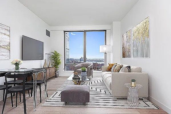 1st image of 1 Manhattan Sq #20F