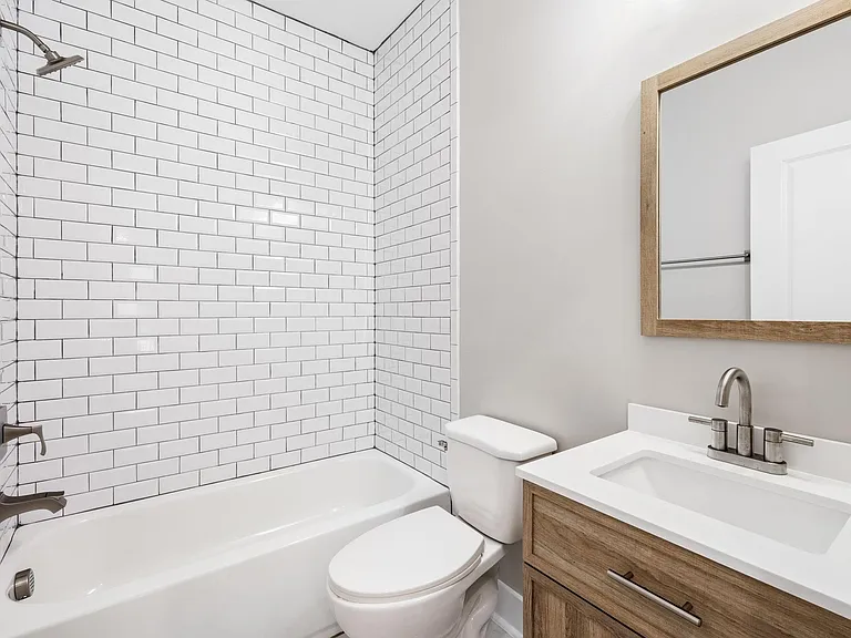 1097 Sims St SW — Photo 21