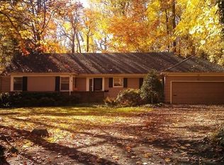 27 Delwick Ln, Short Hills, NJ 07078