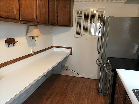 5th image of 278 Bost Dr