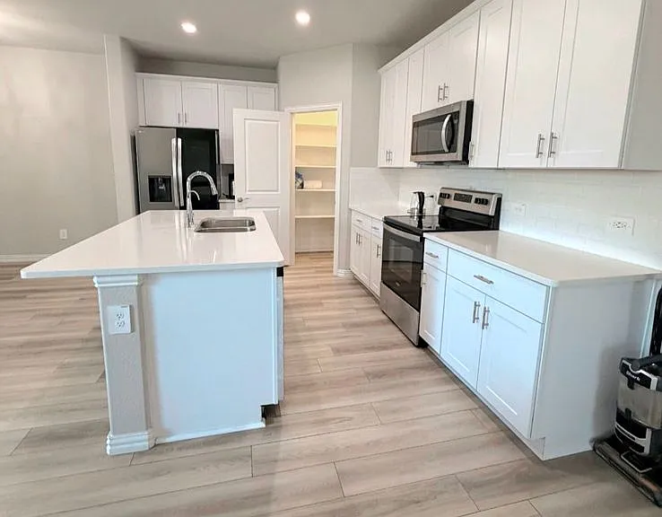 3313 Sedge Grass Dr — Photo 4
