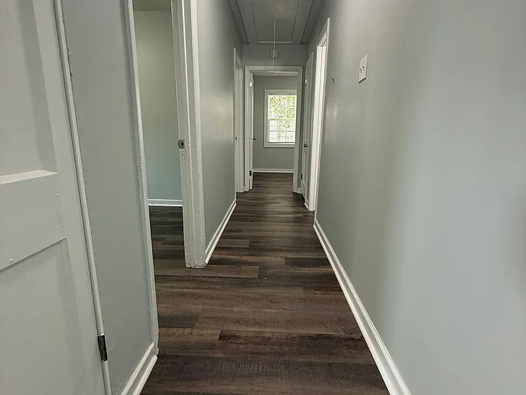 332 Flynn Rd — Photo 5