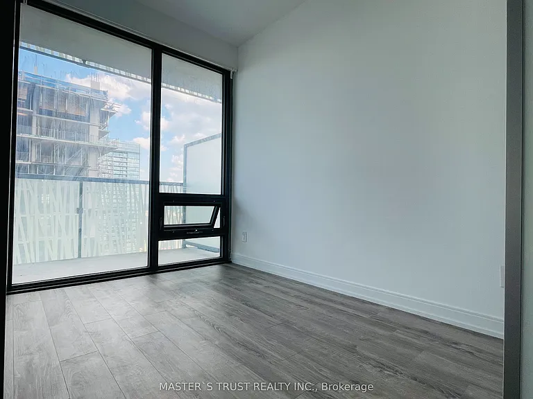 50 Charles St E #3801 — Photo 10