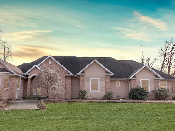 3174 County Highway 33, Stewardson, IL 62463