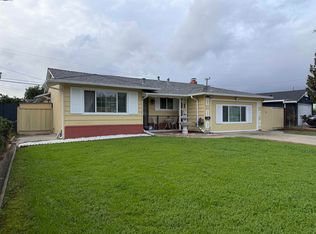 25827 Calaroga Ave, Hayward, CA 94545