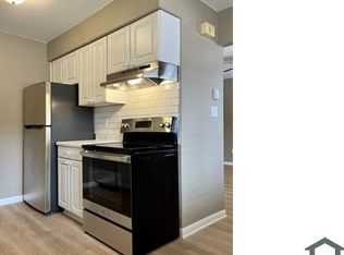 15525 E Ten Mile Rd APT 13, Eastpointe, MI 48021