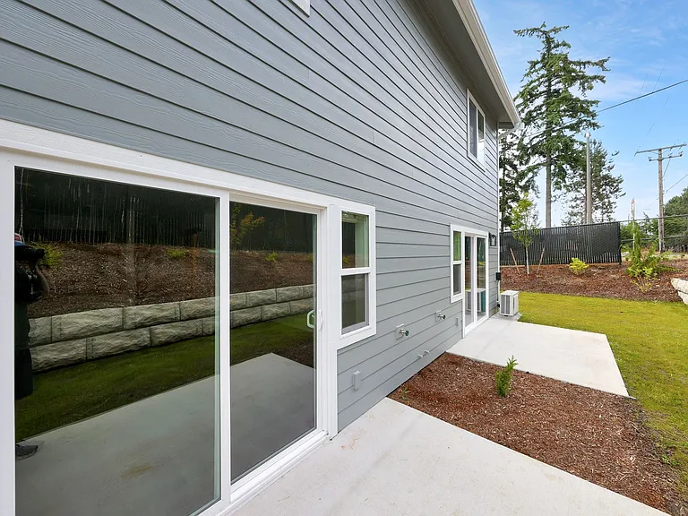 120 NE 10th Ave #A3 — Photo 15