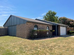 9915 Deer Hollow Dr, Dallas, TX 75249