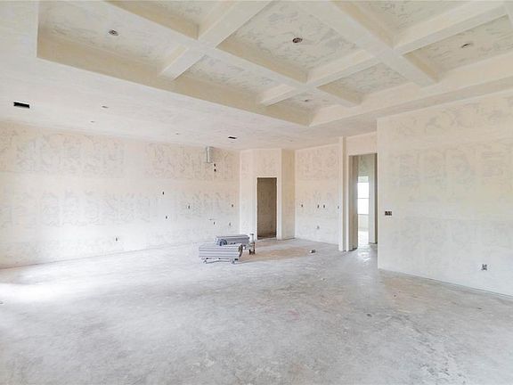 4th image of 3300 Poppey Ln