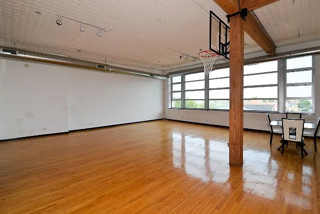 2412 W North Ave #R5 — Photo 9