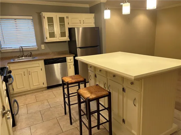 1914 Powers Ferry Trce SE, Marietta, GA 30067