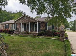 705 Chestnut St, Oneonta, AL 35121