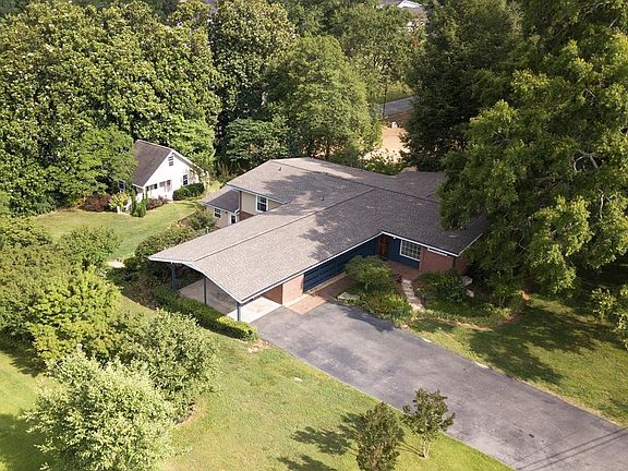 5th image of 3732 Bowman Cir NE