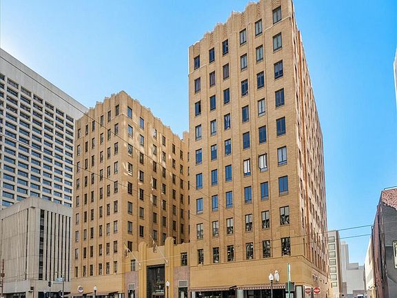 5th image of 114 W ADAMS Street #203