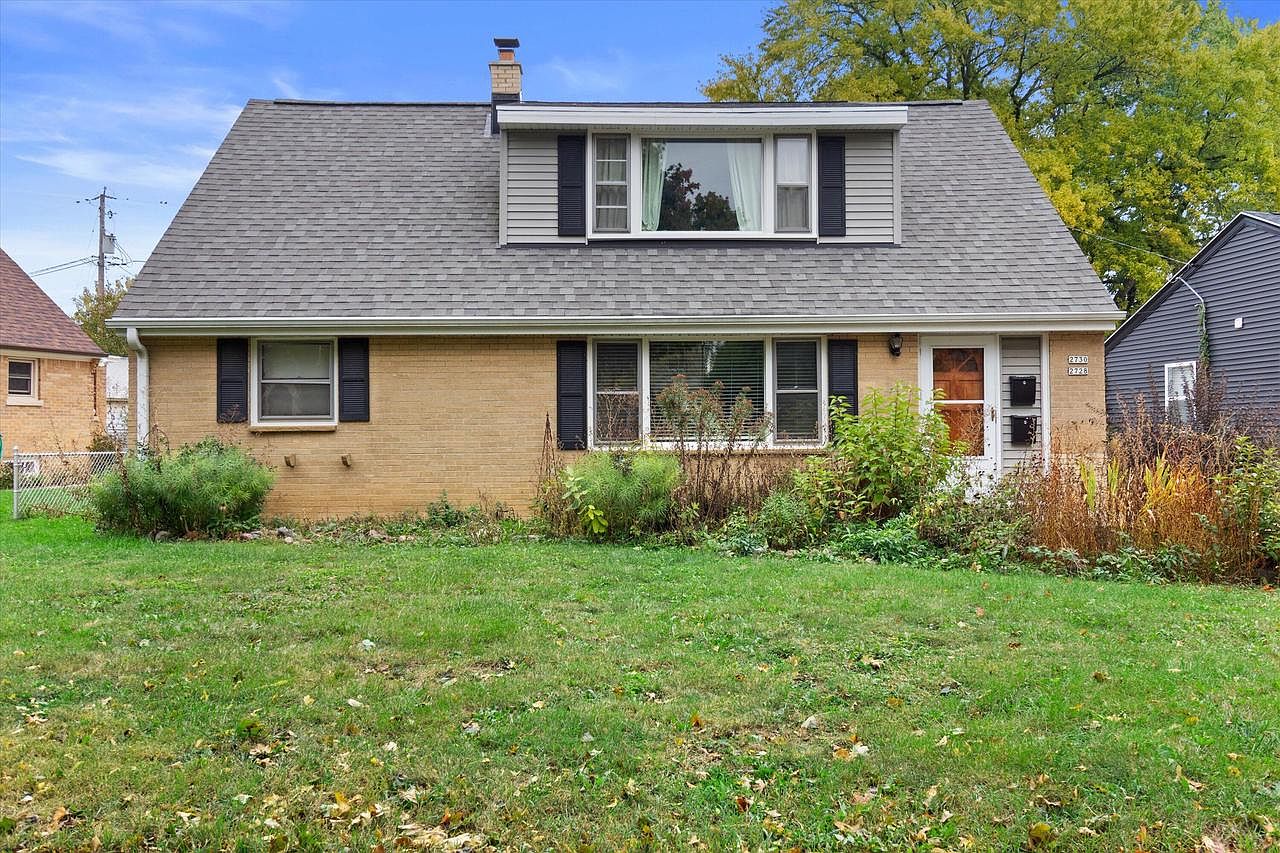 2728 N Carlton PLACE #2730, Milwaukee, WI 53210 | Zillow