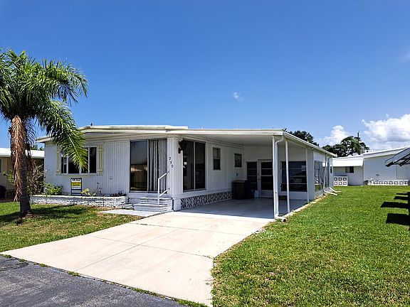 2nd image of 230 Spanish Lakes Dr
