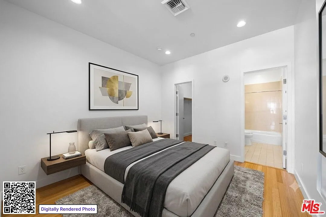 2 bed, 2.0 bath, 1080 sqft, $3,150 — Photo 4