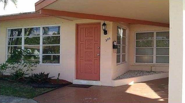 2nd image of 200 SE 12th St