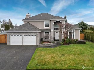 375 Michael Ave, Enumclaw, WA 98022