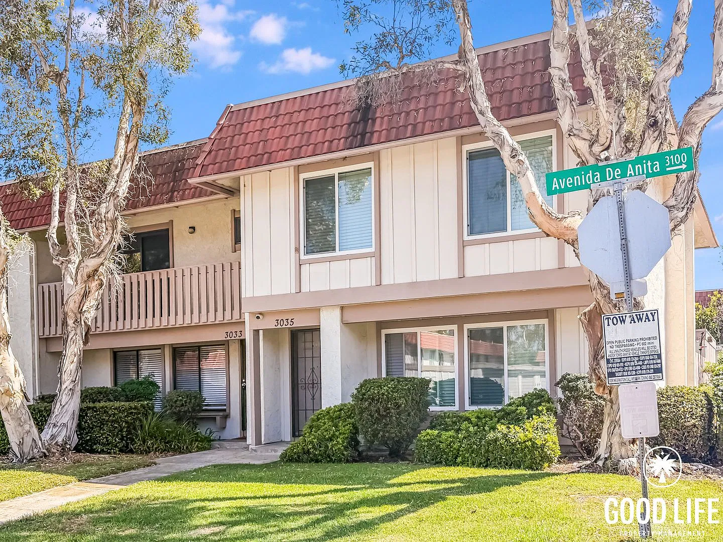 Sd: 3bd/2.5ba Two-Story Home In Carlsbad W/ Balcony, Private Patio & Community Pool! — Photo 1
