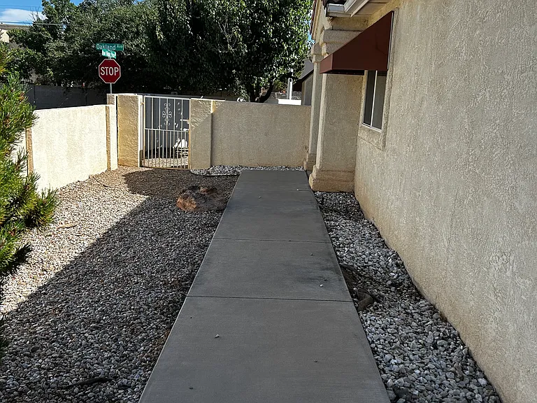 7301 Quail Springs Pl NE — Photo 13