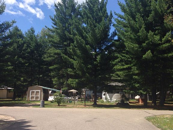 2nd image of 211 Deer Run Blvd