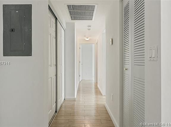 4th image of 1611 Meridian Ave APT 304