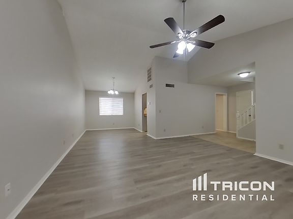 3rd image of 13352 N 77th Ave