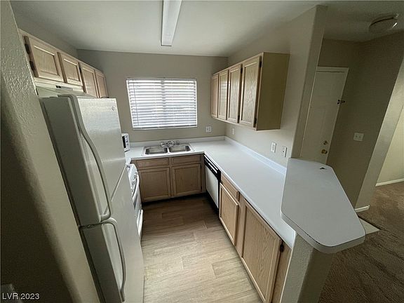 4th image of 4516 W Lake Mead Blvd Unit 102