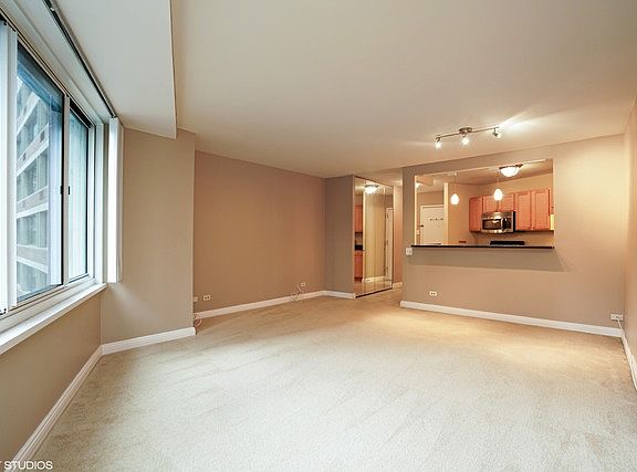 3rd image of 211 E Ohio St APT 2414