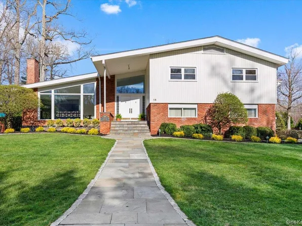 16 Dell Drive, Eastchester, NY 10709