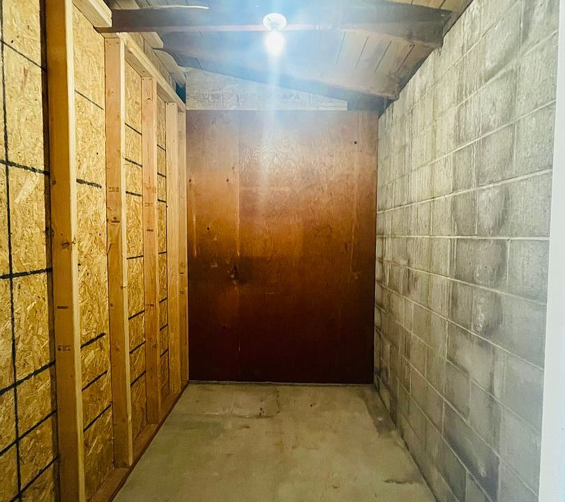 Building Photo 3