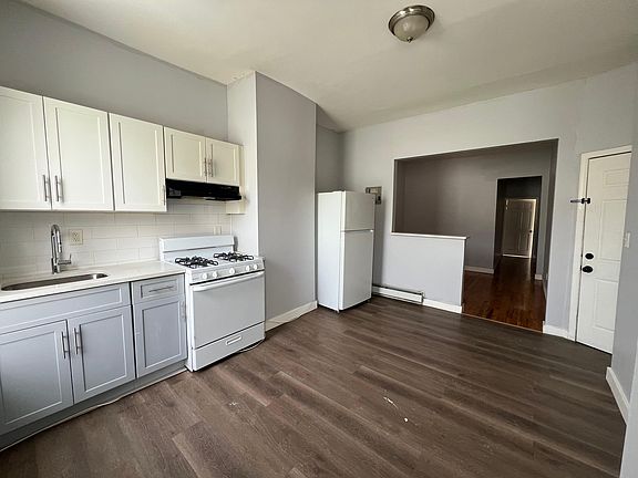 2nd image of 115 Ocean Ave #39E