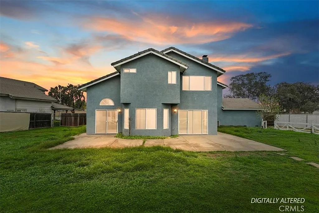 5 bed, 2301 sqft, $4,795 — Photo 3