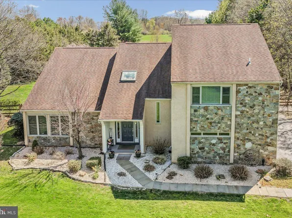 100 Chapel Dr, Kennett Square, PA 19348