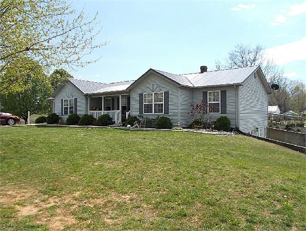 2nd image of 2021 Gumm Spring Rd