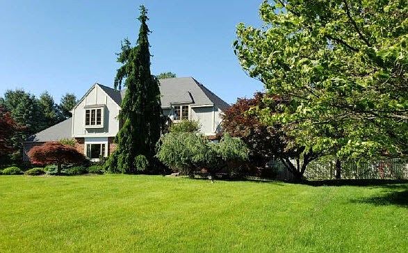 2nd image of 61 Colin Ct