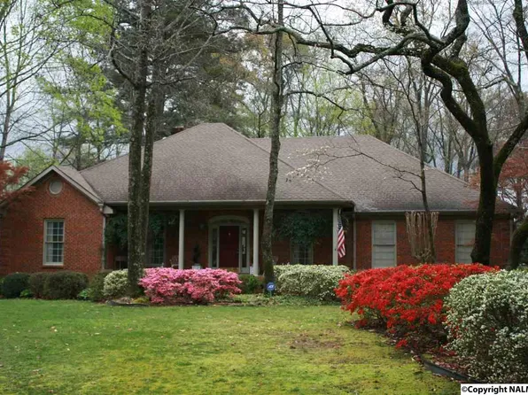 2404 Scott Dr NW, Hartselle, AL 35640