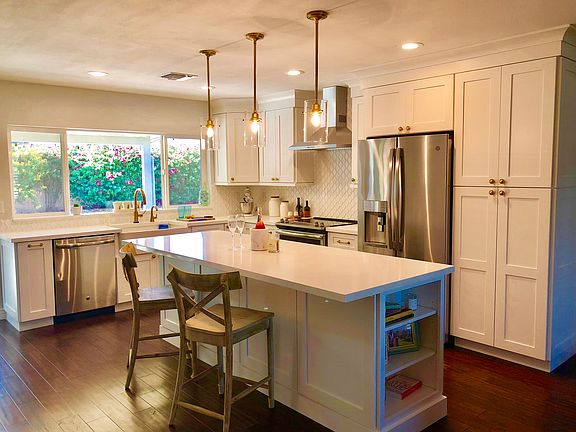 2nd image of 5236 E Ludlow Dr