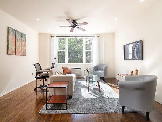 Sold by Sotheby's International Realty | media 19