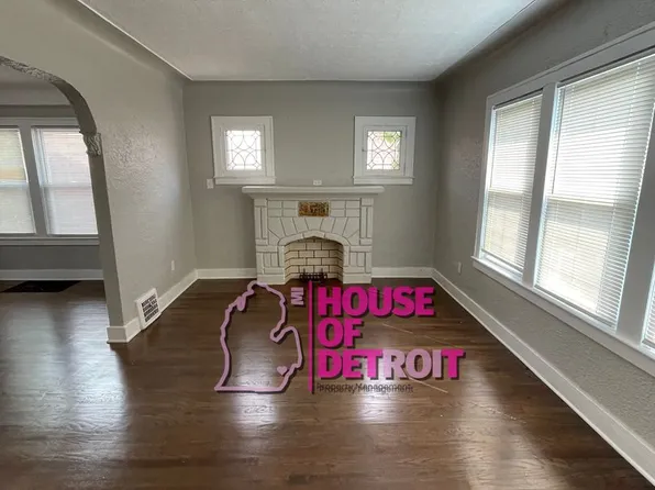 15861 Littlefield St, Detroit, MI 48227