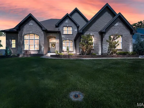 11709 Claychester Dr, Saint Louis, MO 63131