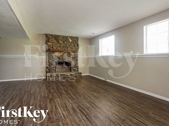 2nd image of 4321 Castle Heights Dr