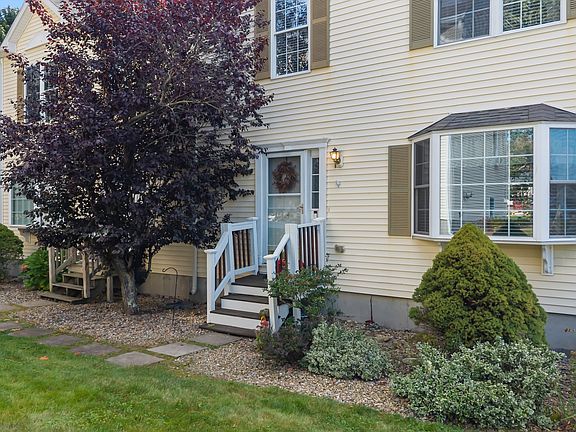 5th image of 14 Central Tree Rd Unit 14