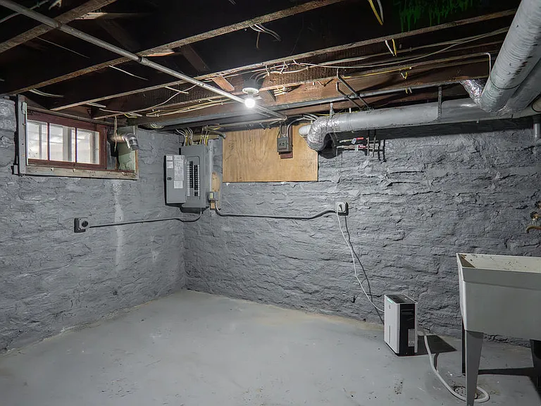 1606 Concordia Ave — Photo 30