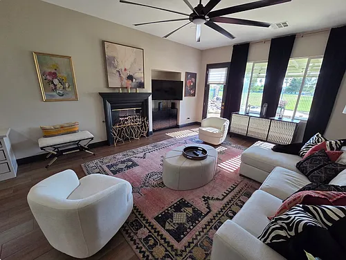 5007 Pelican Hill Dr Photo 1
