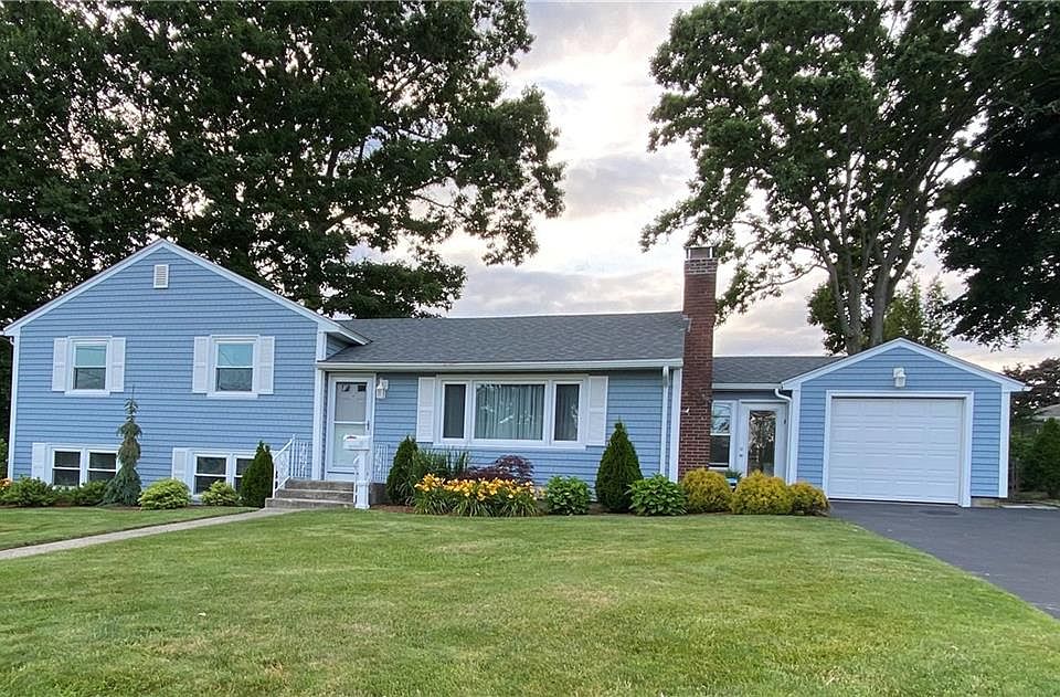 37 Park Forest Rd, Cranston, RI 02920 Zillow
