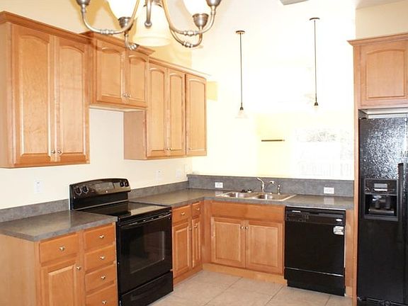 5th image of 2063 Monterey Dr